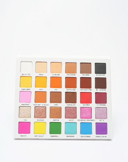 NOSTALGIC EYESHADOW PALETTE