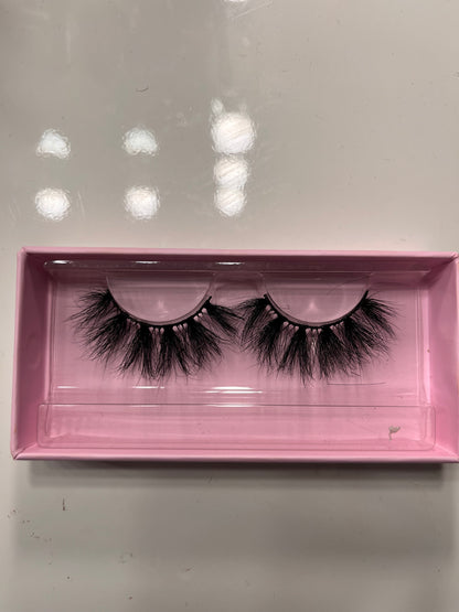 NOSTALGIC LASHES